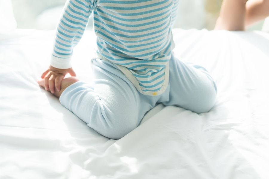 寶寶每坐就變W型腿，對之後發展有影響嗎？